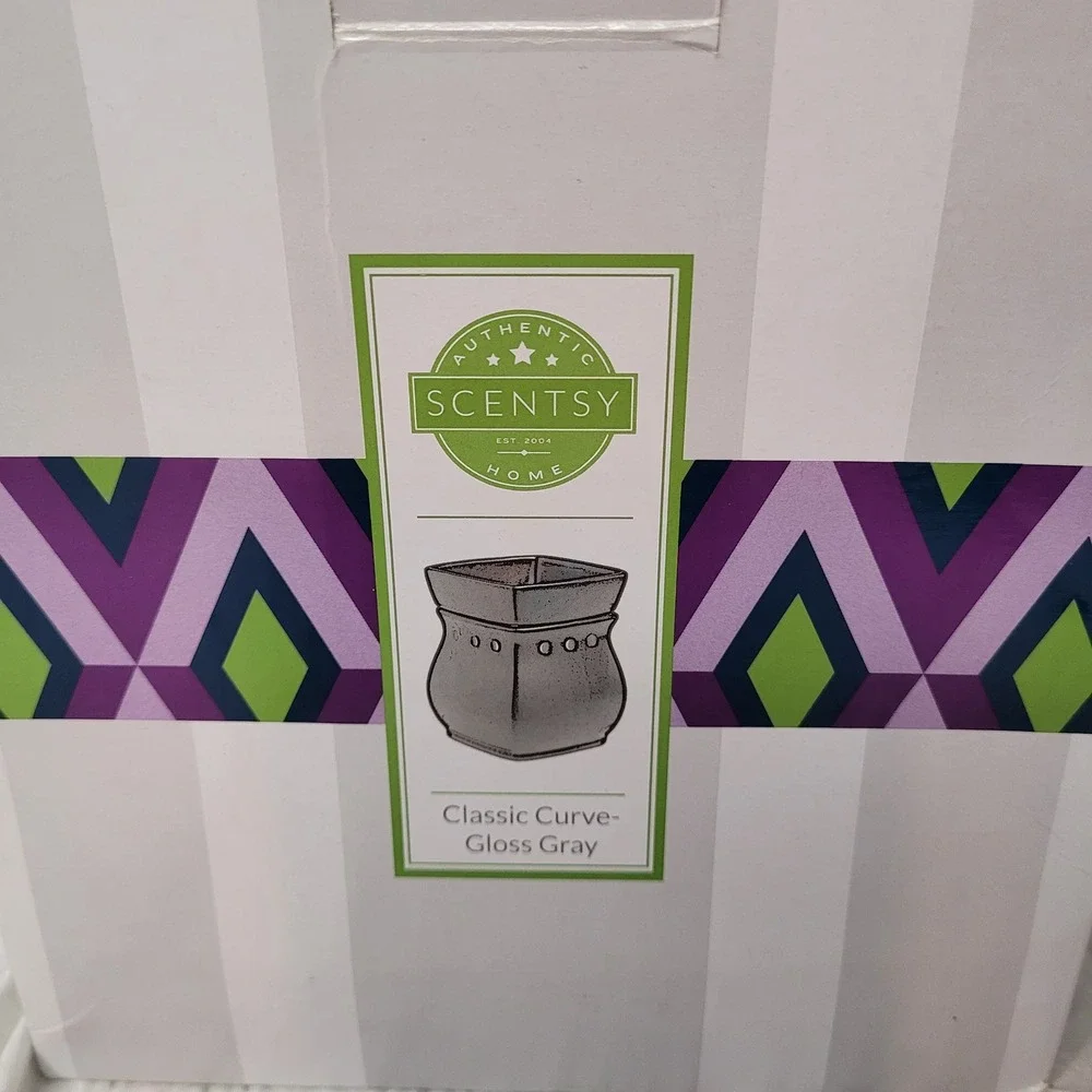 Scentsy Classic Curve Gloss Gray Full Size Ceramic Wax Warmer New in Box - Picture 2 of 2